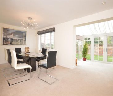 4 bedroom detached house to rent - Photo 4