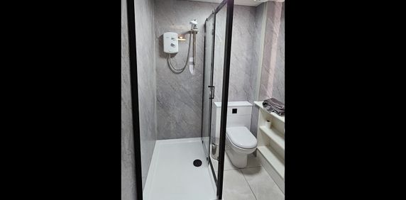 Room in a Shared Flat, Wallace St, G5 - Photo 2