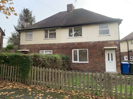 Fern Avenue, Chesterfield, Staveley - Photo 2