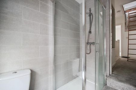 2 bedroom terraced house to rent - Photo 5