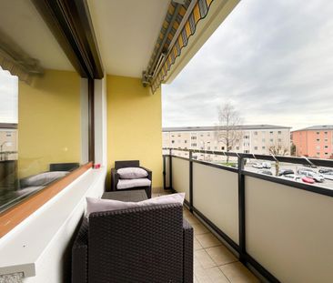 Stilvolle 2,5 Zimmer Wohnung mit Loggia in Taxham - Foto 3