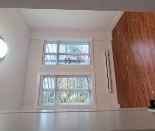 600ft - $2,600/month , 1.5 bath, two bedroom, main st. (Vancouver) - Photo 2