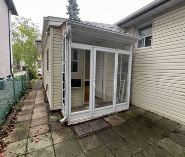 For Lease - 49 Viamede Crescent, Toronto, Ontario - Photo 5