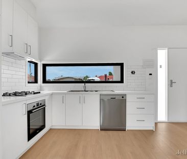7/16 Mikado Street, Hadfield - Photo 2