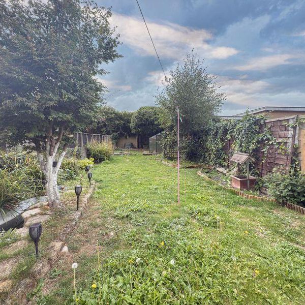 3 bedroom terraced house to rent - Photo 1