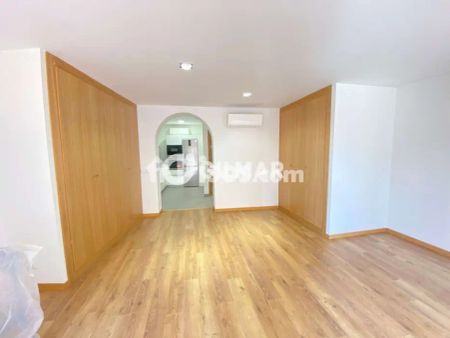 Piso en alquiler en Palacio - Photo 2