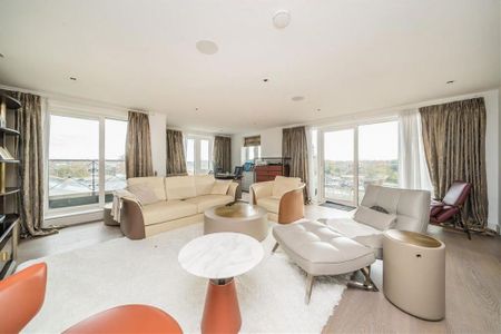 3 bedroom flat to rent - Photo 2