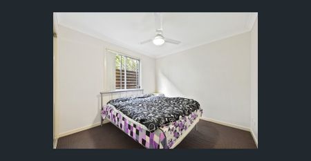 Spacious Townhouse in Great Location at Zillmere - Photo 3