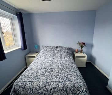 1 Bed Flat, Redrup House, SE14 - Photo 3