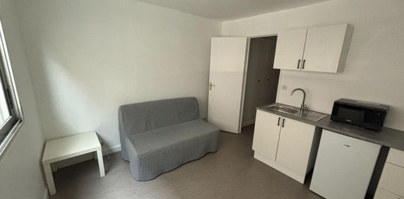 Appartement 1 pièce à louer St Étienne - 42000 / Réf: LA2198-COMPANY39997BYE - Photo 2