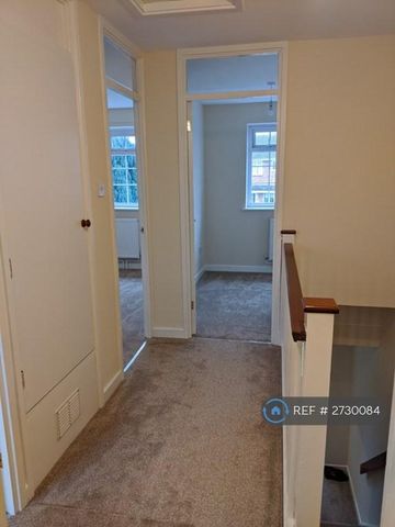 3 bedroom terraced house to rent - Photo 2