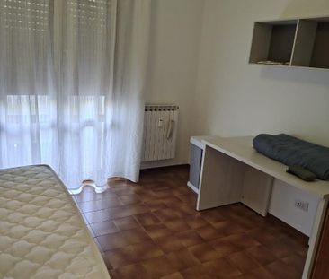 Borgo roma stanza con bagno privato - Photo 2