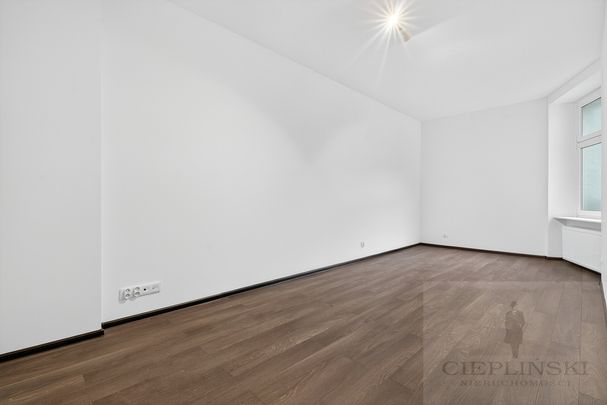 Duże mieszkanie w centrum! - Photo 1