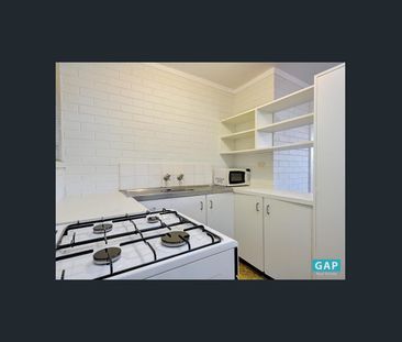 Great Location - Photo 4