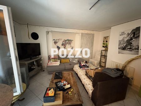 MAISON MEUBLEE A LOUER DE TYPE F2 SUR 3 NIVEAUX AVEC CELLIERS - Photo 3