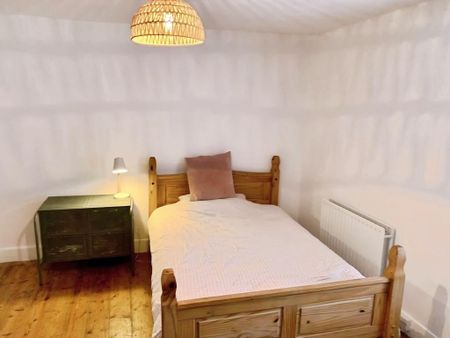 2 bedroom terraced house to rent - Photo 4