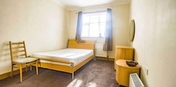 1 bedroom property to rent in London - Photo 2