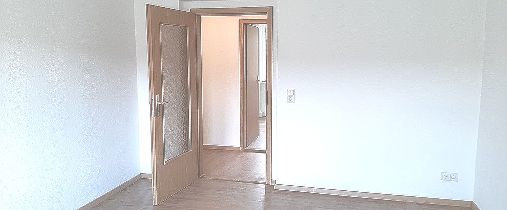 3 Zimmer in der 2 Etage möchten bewohnt werden - Photo 1