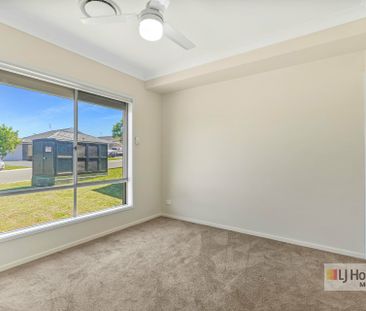 Modern Family Home on the Cusp of the Hunter Valley Vineyards - Photo 3