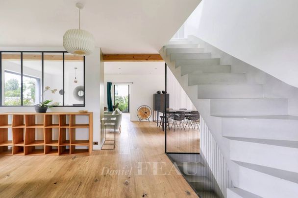 Location maison, Rueil-Malmaison, 7 pièces, 265 m², ref 86136646 - Photo 1