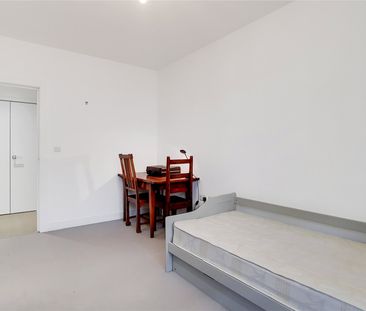 River Gardens Walk Greenwich SE10 - Photo 5