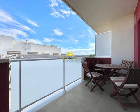 TWO–BEDROOM APARTMENT – ALMORADÍ, ALICANTE - Photo 3