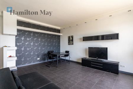 Apartament 59 m² z tarasem na 16. piętrze przy ul. Okopowej – zdjęcie 2
