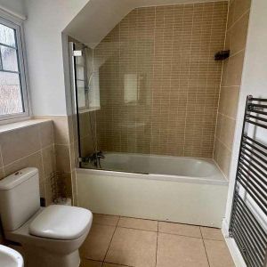 Severn Crescent, Slough, Slough, SL3 - Photo 3