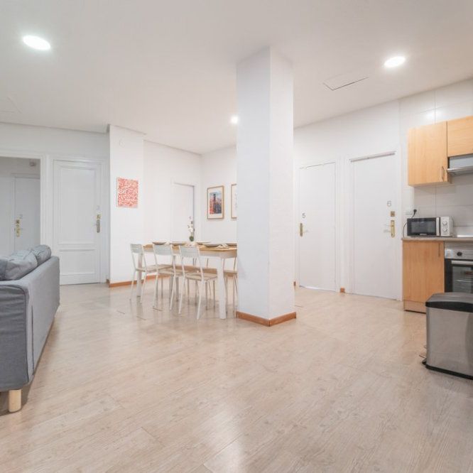 Large room in Quevedo - Photo 1