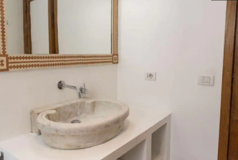 TRASTEVERE - BILOCALE ARREDATO CON BALCONE