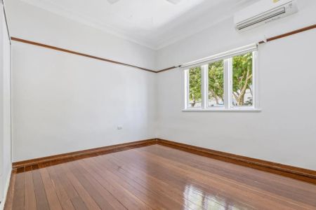 46 Mackay Street, - Photo 5