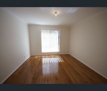 Three Bedroom in Elizabeth North - Photo 6