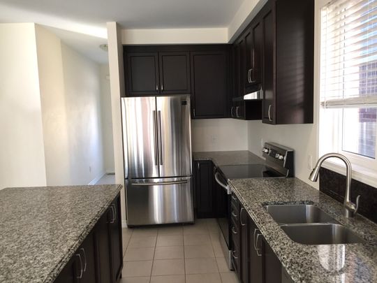 For Lease - 28 Wannamaker Crescent, Cambridge, Ontario - Photo 1