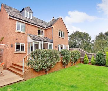 5 bedroom detached house to rent - Photo 2