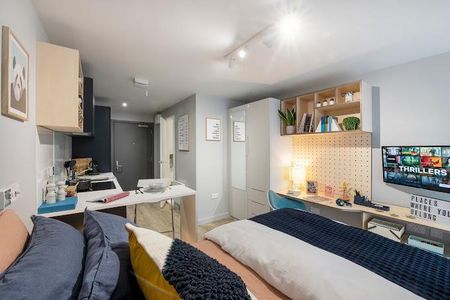 Studio to rent - Photo 2