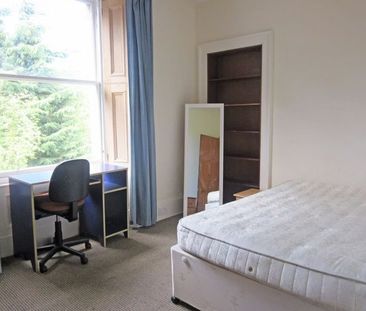 4 bedroom apartment to rent - Photo 4