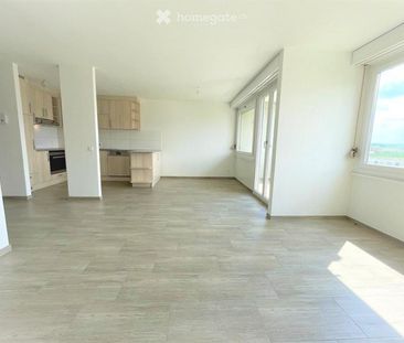 Wohnung in BellachHelle 3.5-Zimmer-Wohnung mit Balkon und Bergblick - Photo 2