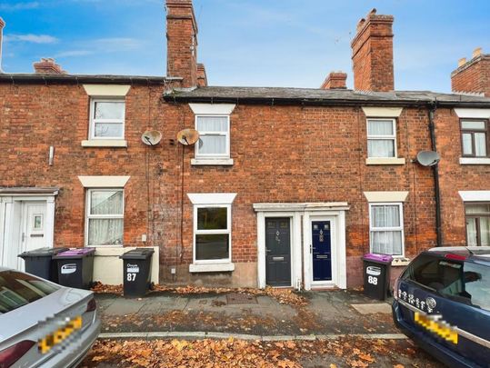 2 bedroom terraced house to rent - Photo 1