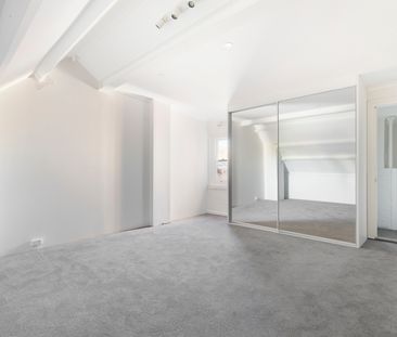 106 Australia Street, Camperdown NSW 2050 - House For Rent | Domain - Photo 2