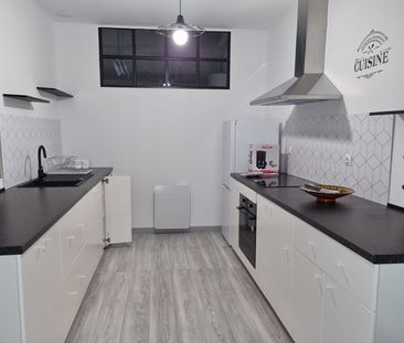 Appartement de Type 2 Meublé 50m² Climatisé avec Véranda FLASSANS S... - Photo 5