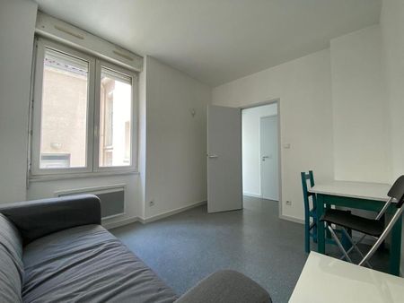 : Appartement 31.0 m² à SAINT ETIENNE - Photo 5