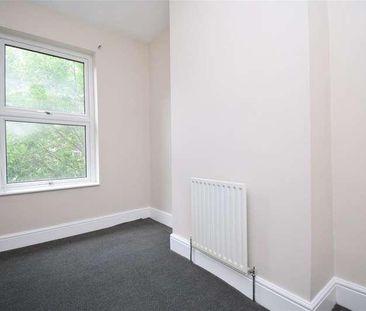 Portland Street, Wakefield, WF1 - Photo 4