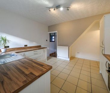2 bedroom terraced house to rent - Photo 6