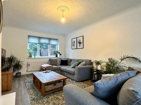 Ganels Road, Billericay - Photo 2