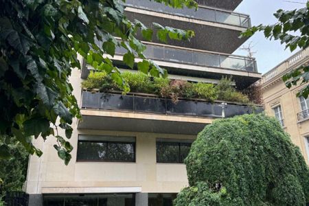 Appartement sur l'Avenue Foch dans une copropriété très sécurisée - Photo 5