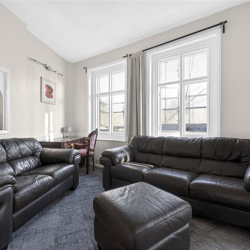 Tower Bridge Road, London, SE1 4TW - Photo 1