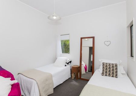 Views over Gisborne - Photo 2