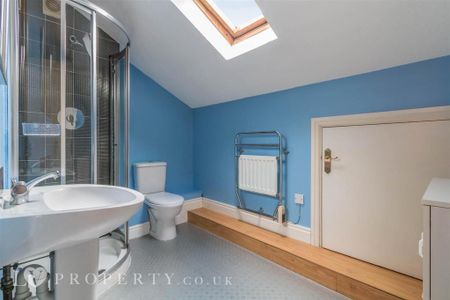 2 bedroom apartment to rent - Photo 5