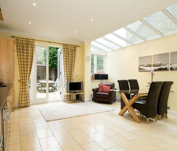 4 Bed Terraced House, Bangalore Street, SW15 - Photo 6