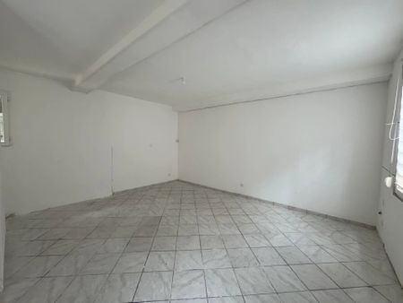 Location Maison 3 pièces 64 m2 à Fresnoy-le-Grand - Photo 2